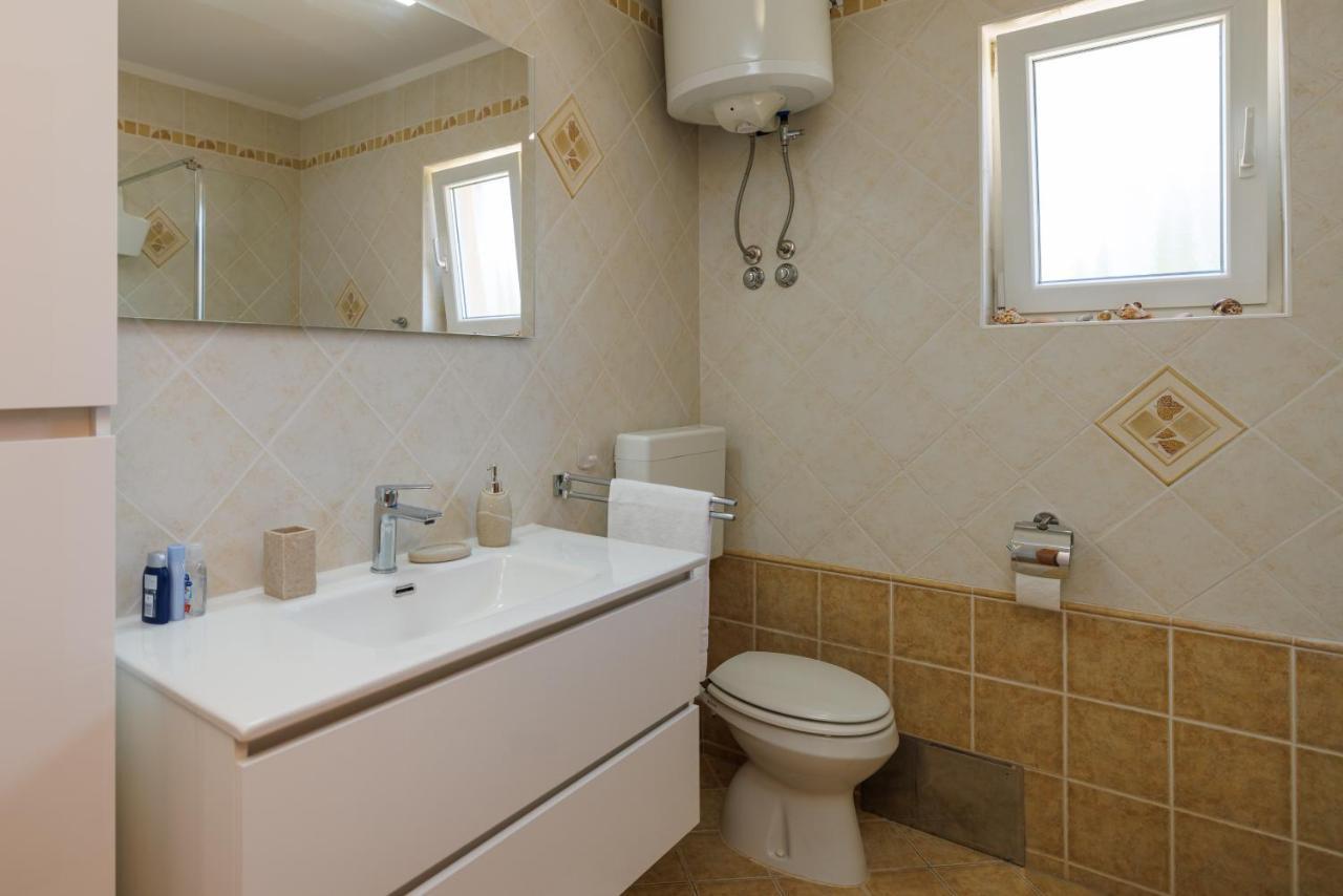 Apartman La Vista E' Bella คอร์นิช ภายนอก รูปภาพ