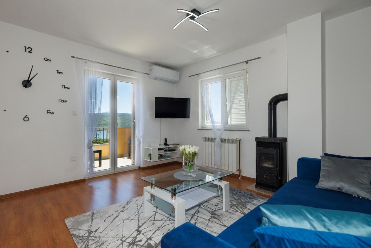 Apartman La Vista E' Bella คอร์นิช ภายนอก รูปภาพ